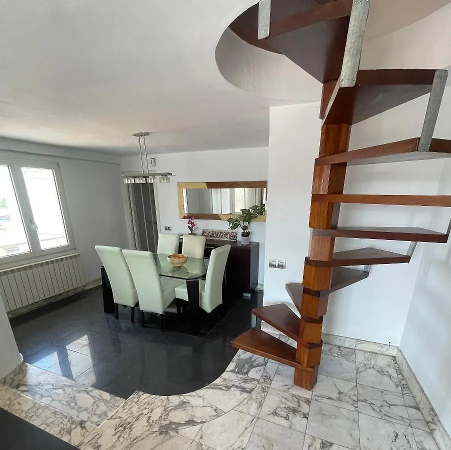 Stunning Penthouse Apartment Girona
